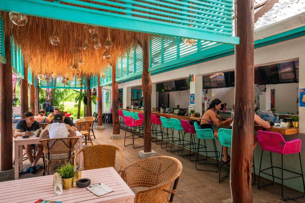 Restaurace v ubytování Nomads Ao Nang