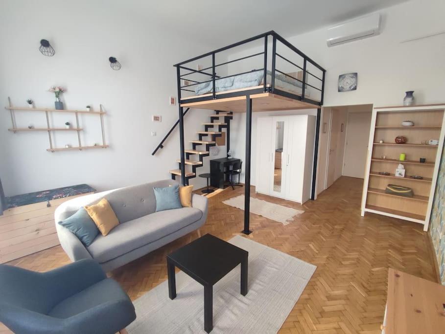 Hidden gem for a homey getaway 1086 Budapest, 29 Koszorú utca kép - 1