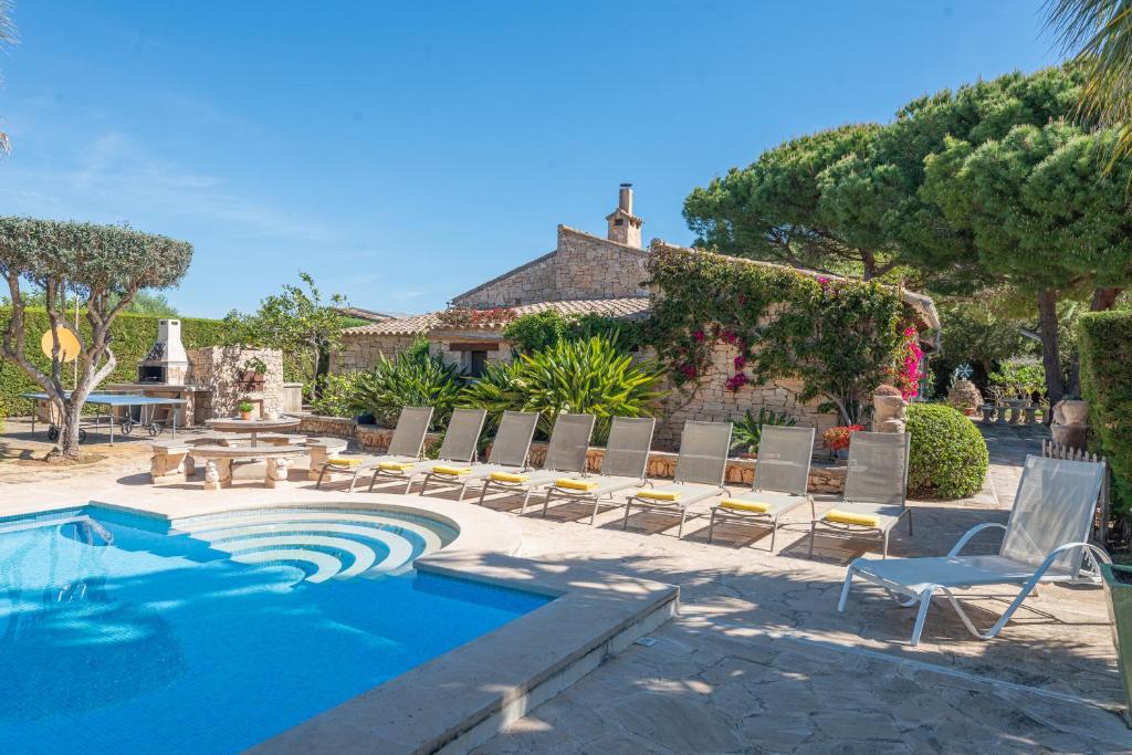 New! Villa Ses Rodes, Pool, Wifi, Bbq, Jacuzzi, Portocolom ...