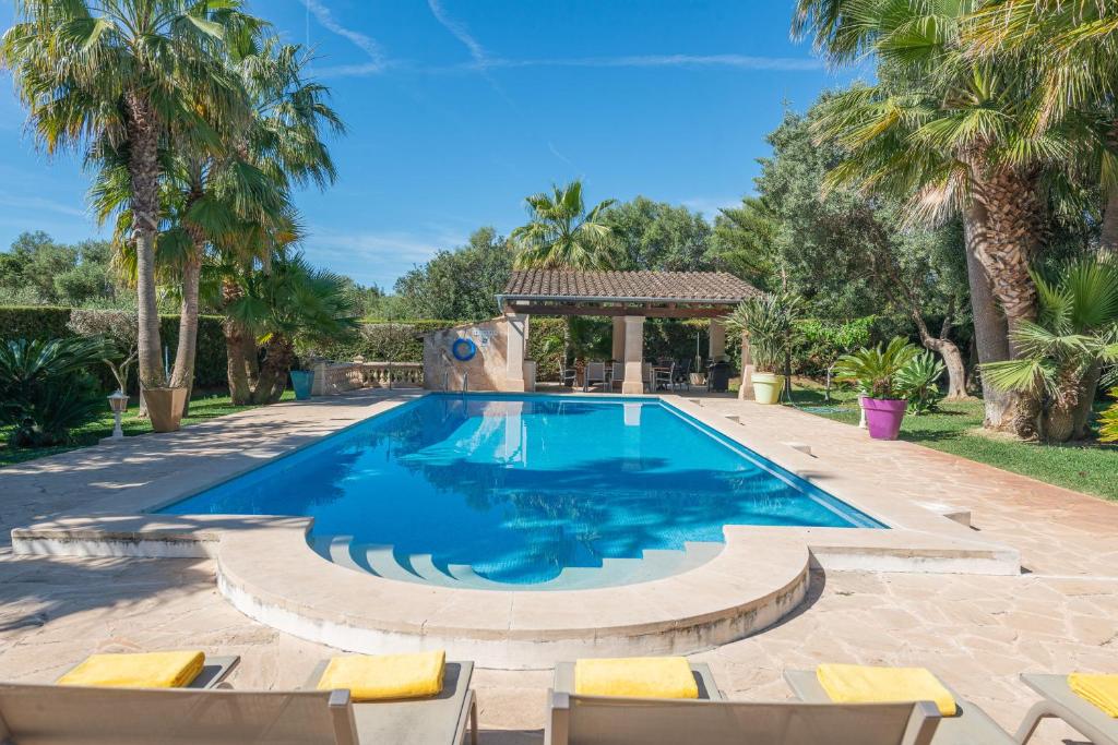 New! Villa Ses Rodes, Pool, Wifi, Bbq, Jacuzzi, Portocolom ...