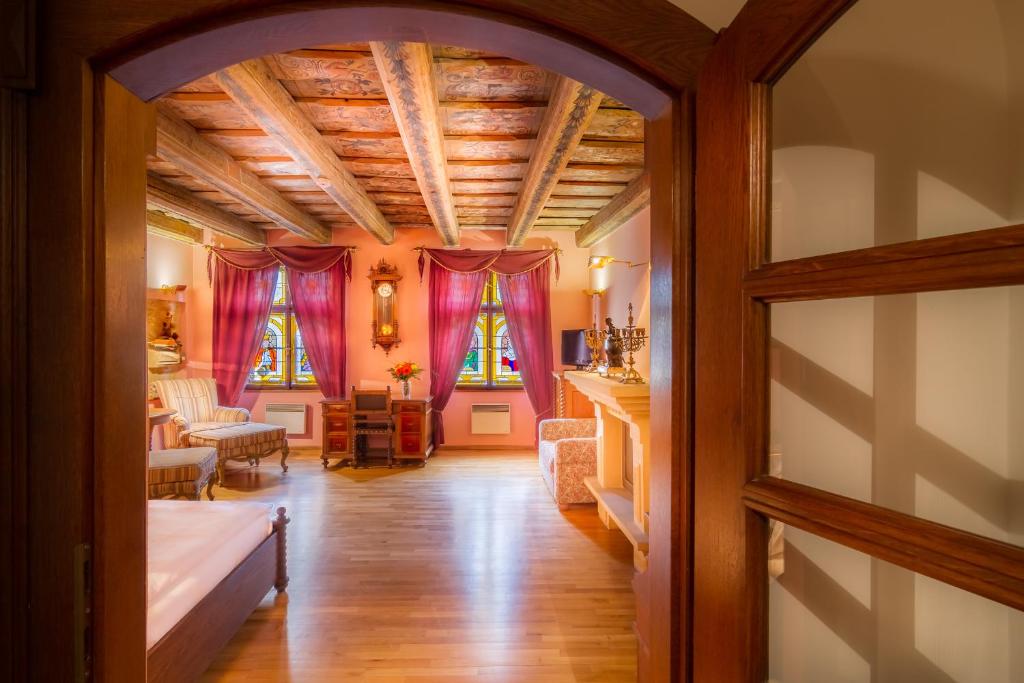 The King Charles - Resim 7