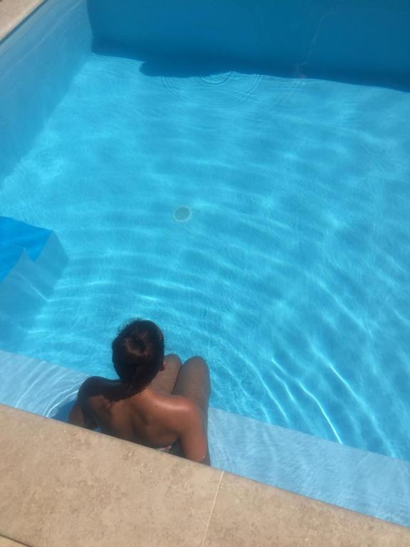 Bazén v ubytování Villa Sabine Apartment Losinj nebo v jeho okolí