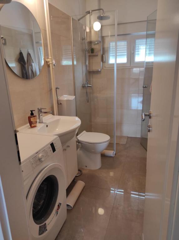Koupelna v ubytování Apartmani Dominik