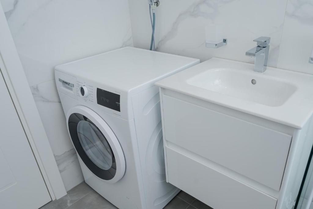 Kondo Hotel Allure - 6