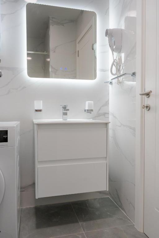 Kondo Hotel Allure - 7