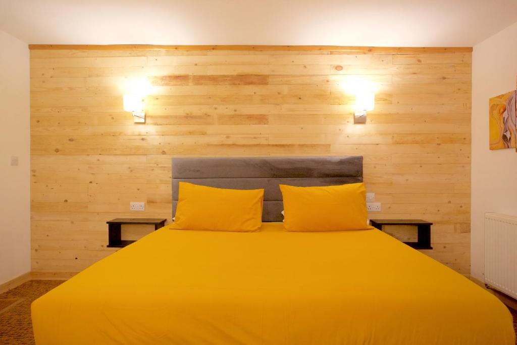 Shenstone Lodge - Standard King Room