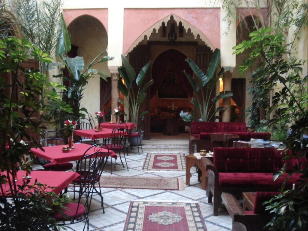 Area soggiorno di Riad Marlinea