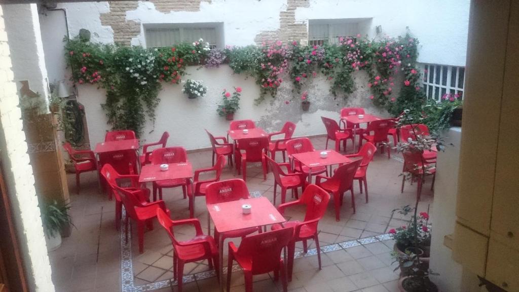 Restaurace v ubytování Hostal El Centro