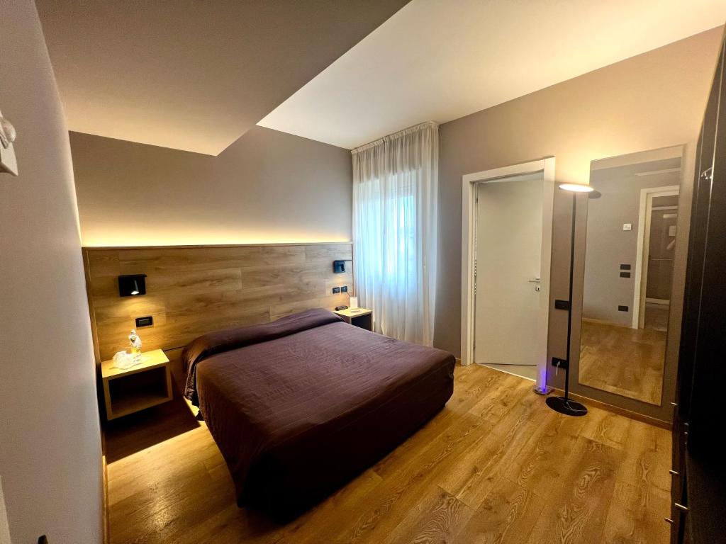 JO Hotel - Doppel- Oder Zweibettzimmer