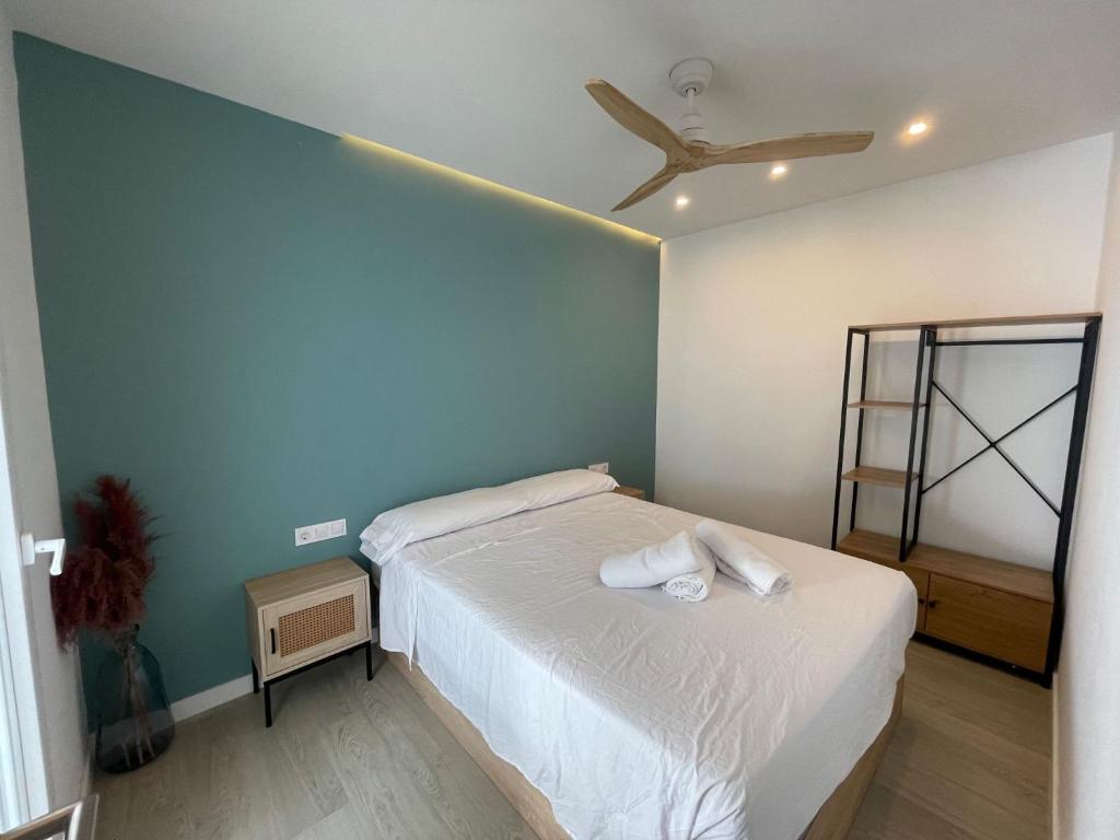 Postel nebo postele na pokoji v ubytování Apartamentos Luxury Mazagón