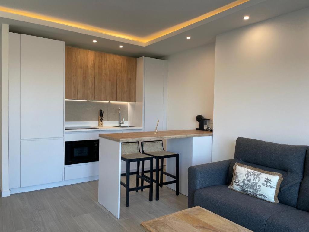 Kuchyň nebo kuchyňský kout v ubytování Apartamentos Luxury Mazagón