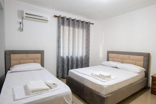 Guesthouse Edi - Imazhi 13