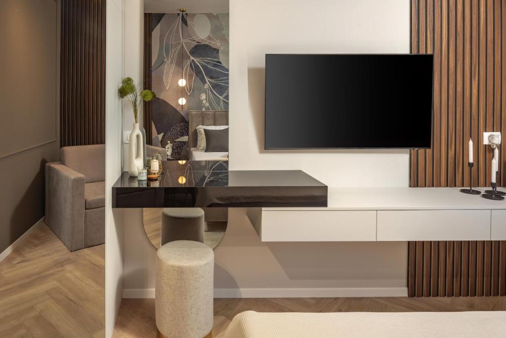 Upper Premium Apartments - 6