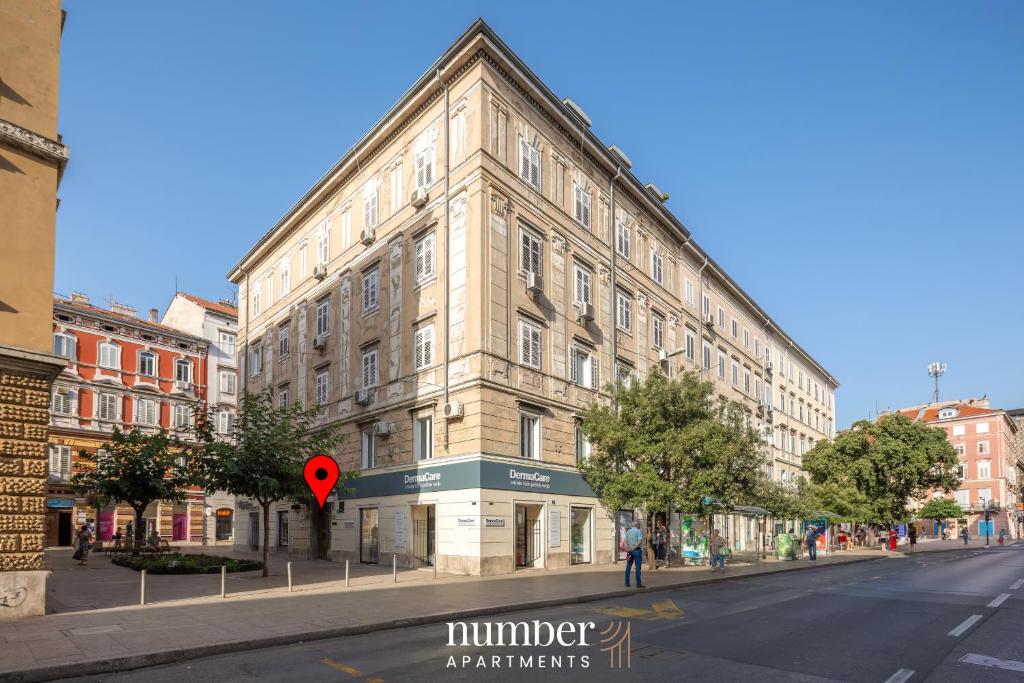 Upper Premium Apartments - 19