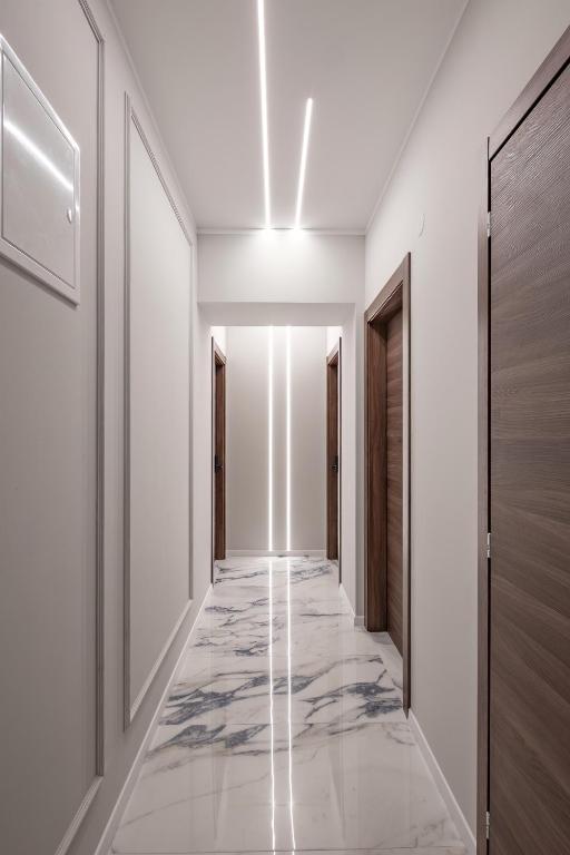 Upper Premium Apartments - 16