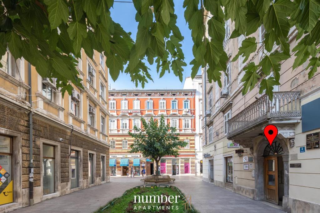 Upper Premium Apartments - 18