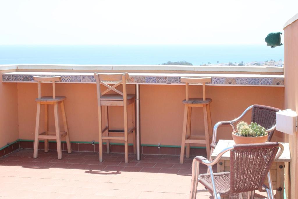 Balkón alebo terasa v ubytovaní Bright & Airy Sea View Apartment