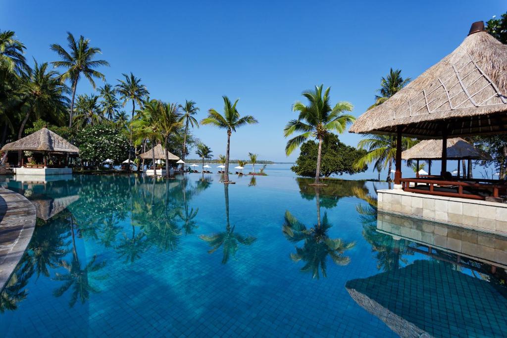 Bazén v ubytování The Oberoi Beach Resort, Lombok nebo v jeho okolí