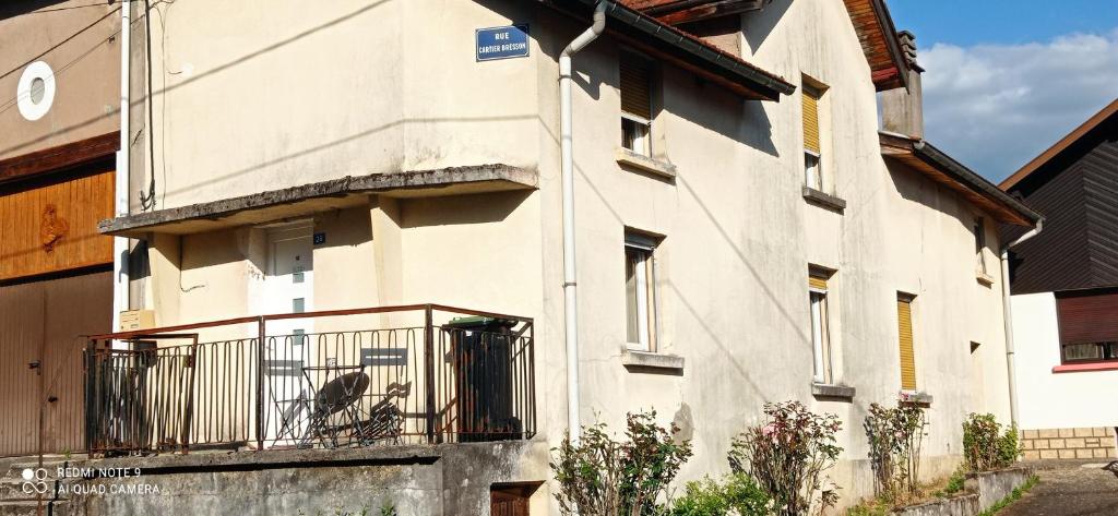 Budova, v ktorej sa dovolenkový dom nachádza