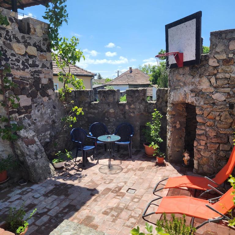 Patio nebo venkovní prostory v ubytování Fácán-Lak
