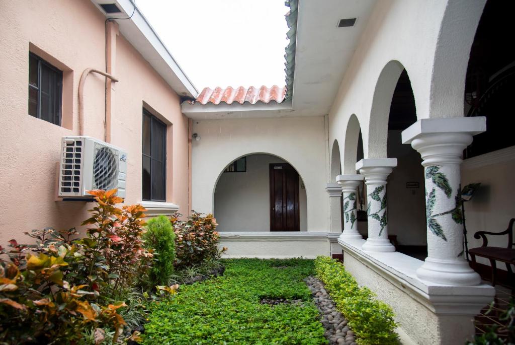 Hotel Villa Serena Escalon photo