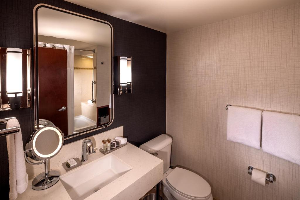Silver Cloud Hotel - Seattle Stadium photo 5