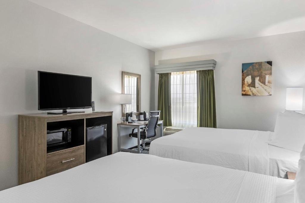 Best Western Plus MidAmerica Hotel - Queen Room Met Twee Queensize Bedden - Niet -roken