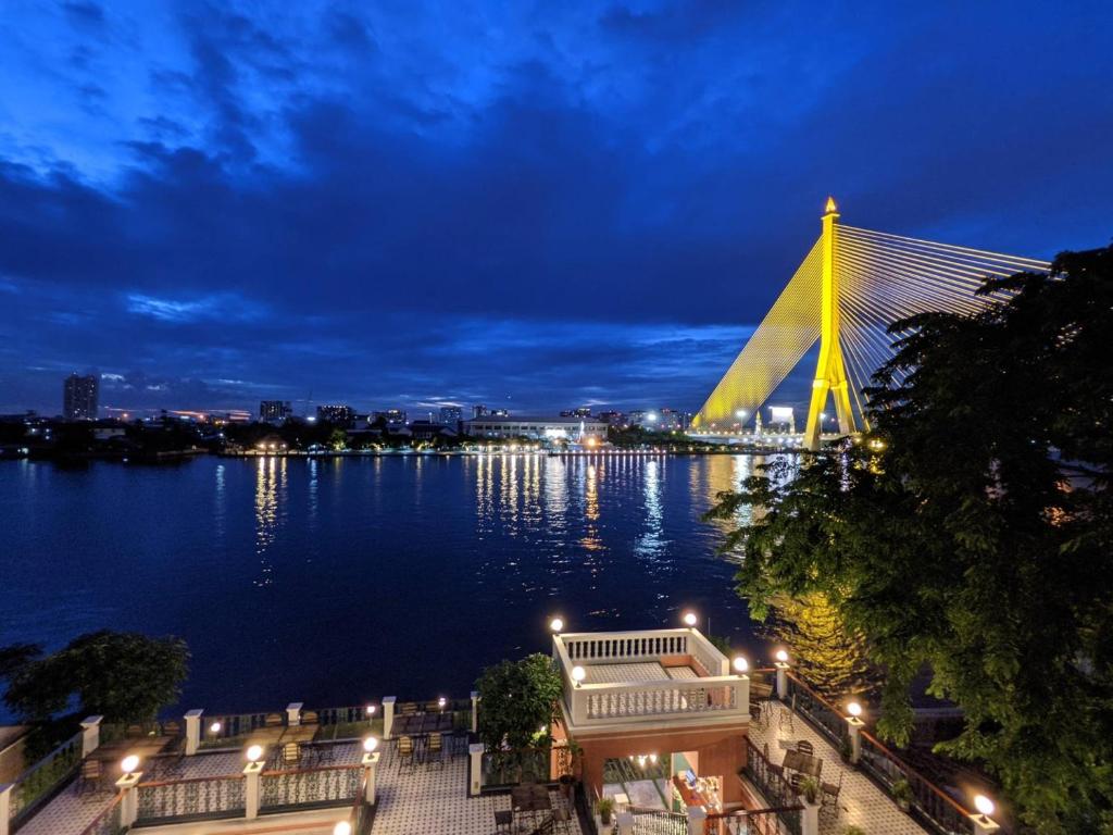 Hiranyakul House Riverside - Resim 11