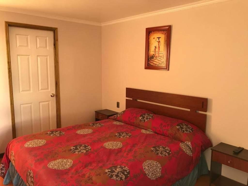 Postelja oz. postelje v sobi nastanitve Hostal AGUSTÍN atendemos a particulares y empresas