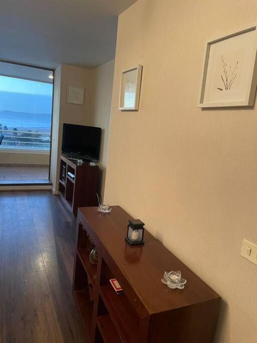 TV a/nebo společenská místnost v ubytování Agradable Dp San Alfonso del Mar