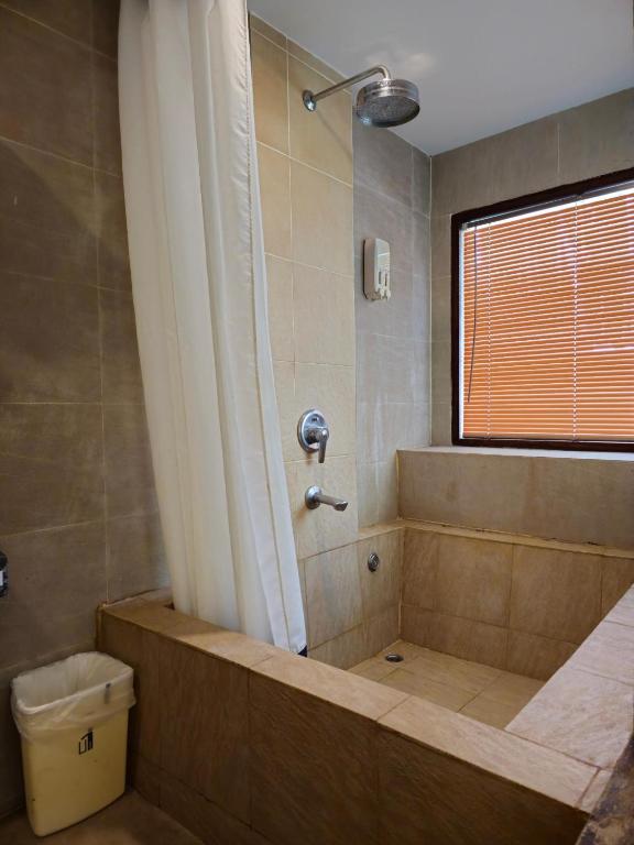 Koupelna v ubytování Baan Panwa Resort