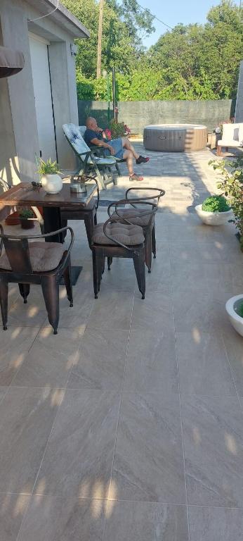Fotografia z galérie ubytovania APARTMENT ANI, Lovreć - Makarska v destinácii Lovreć