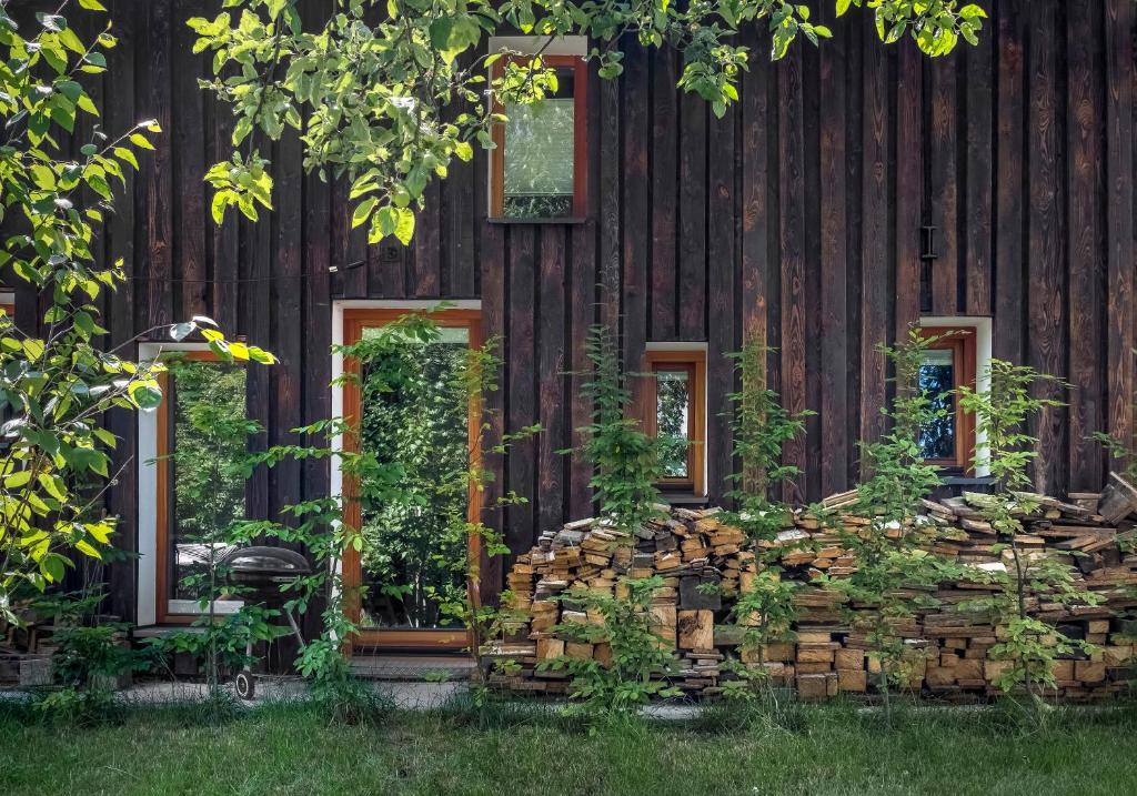 Zahrada ubytování Tiny House, podkrovní apartmán a apartmán s výhledem do zahrady