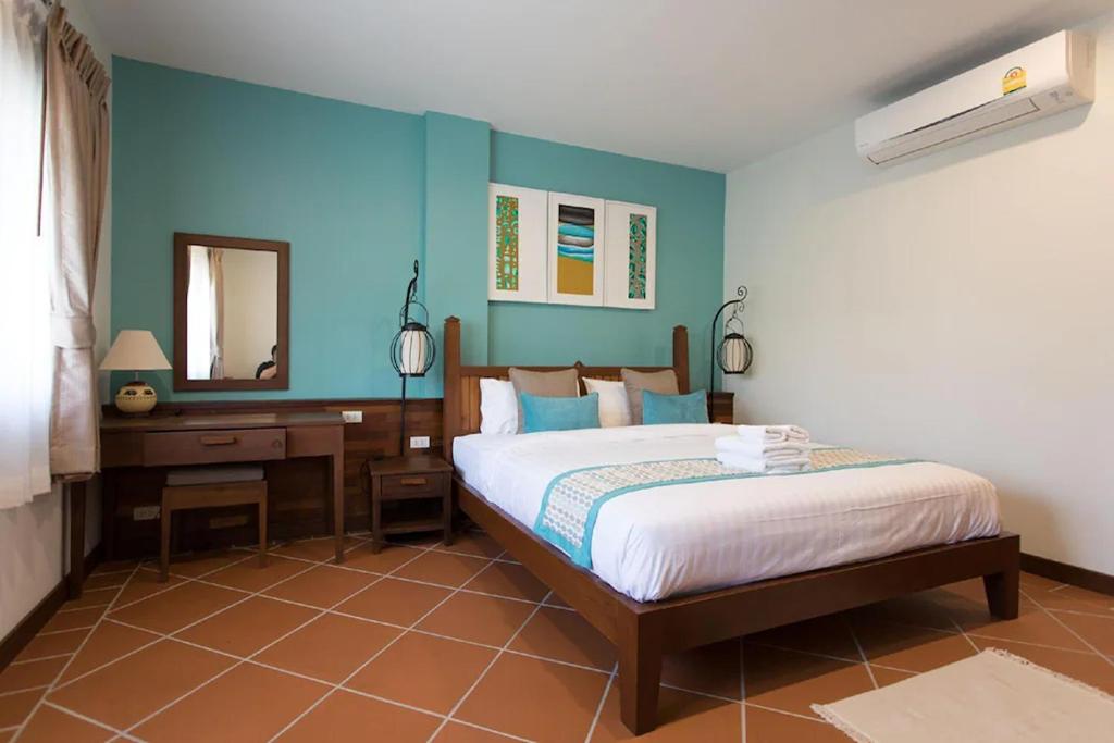 
Street view Standard King
