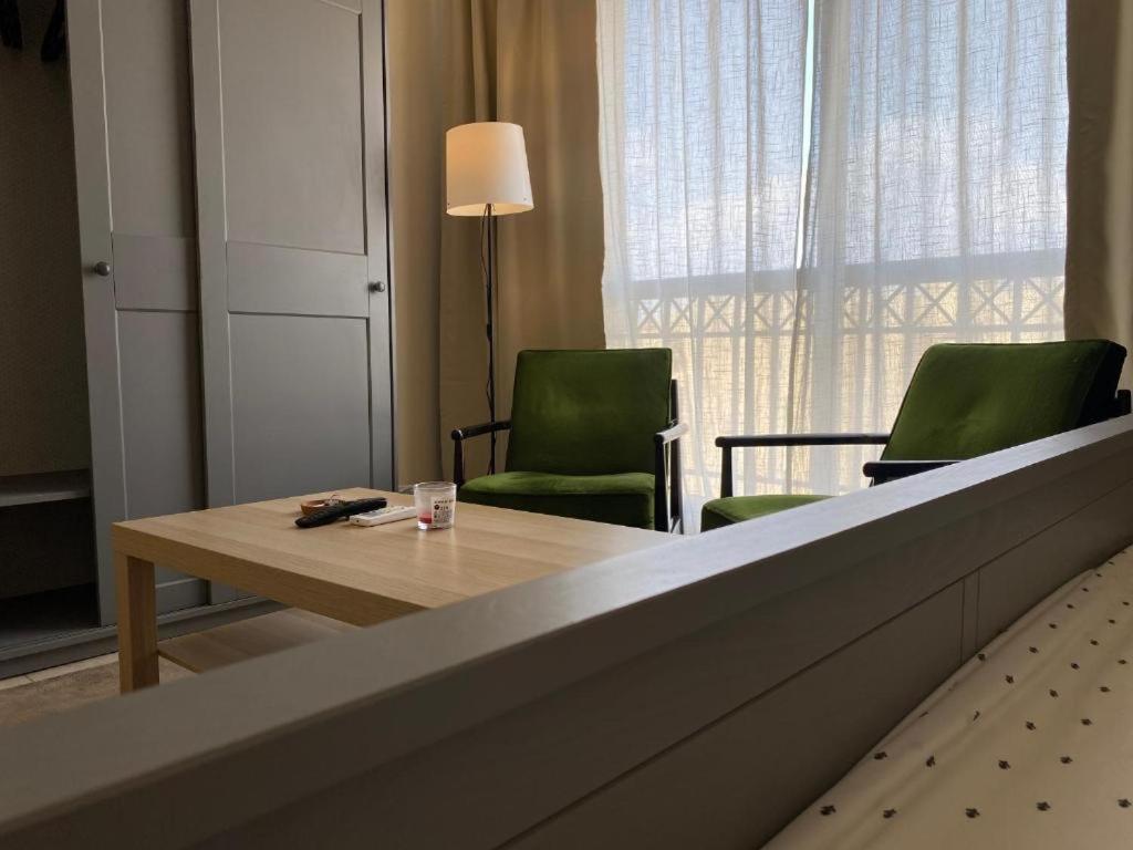 Posezení v ubytování Madinaty Hotel