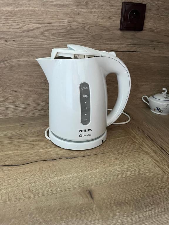 Příslušenství pro přípravu čaje a kávy v ubytování Apartmán s wellness službami