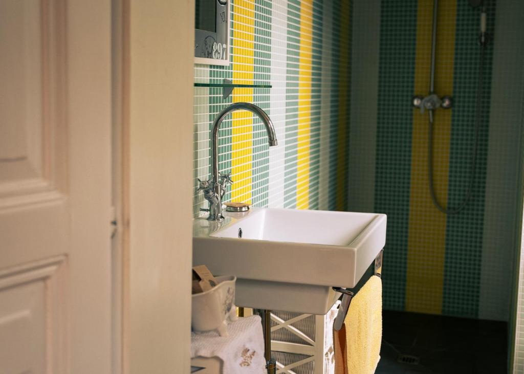 Fotografie z fotogalerie ubytování Le Chalet d'Ouchy v destinaci Lausanne
