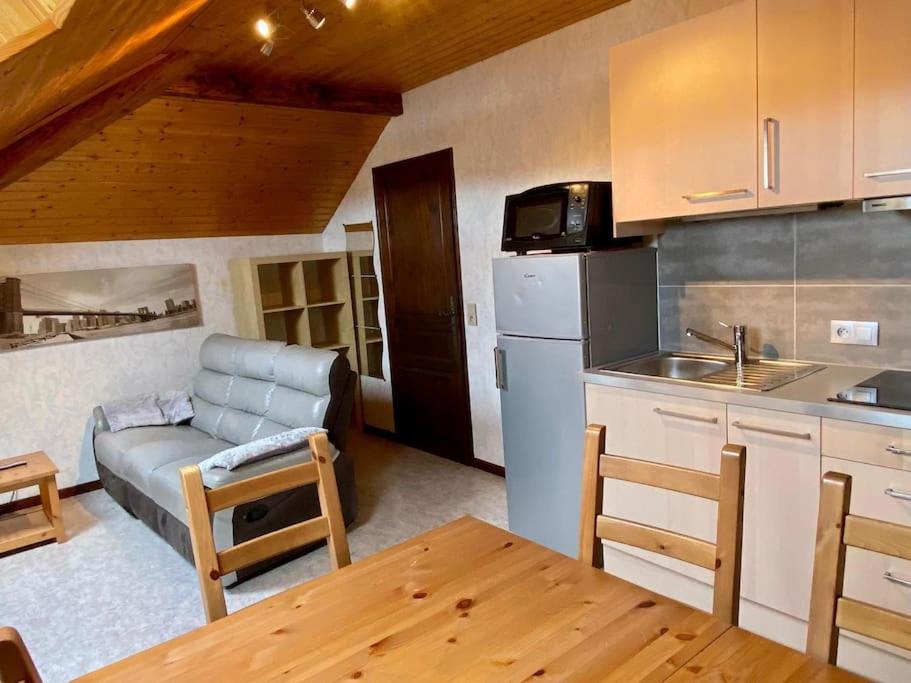 Gîte 4 personnes - Pleine nature - Two-Bedroom Apartment