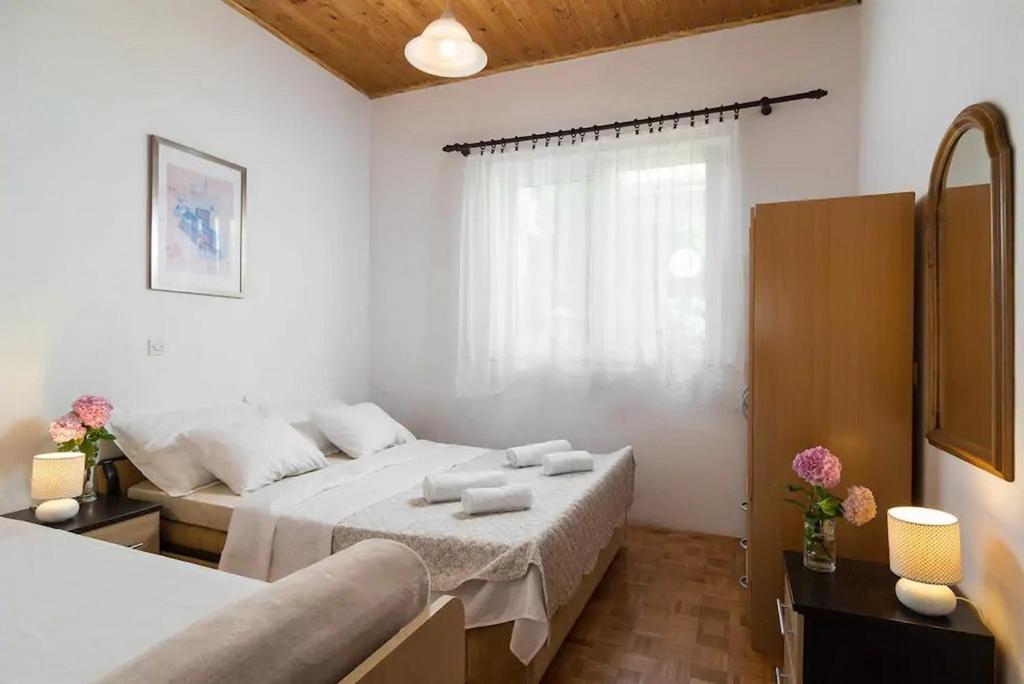 Fotografia z galérie ubytovania Apartments with a parking space Stanici, Omis - 2819 v Omise