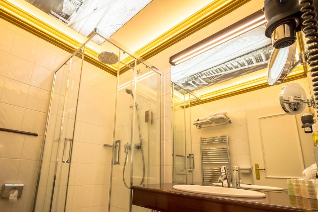 Myer's Hotel Berlin - 8