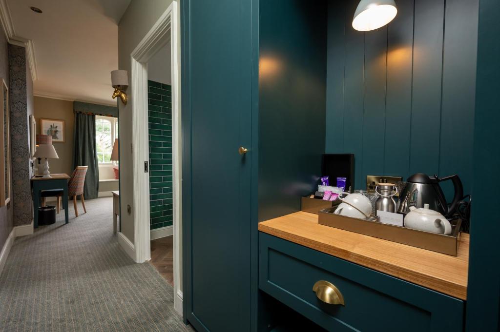 The Royal Inn by Chef & Brewer Collection - Resim 40