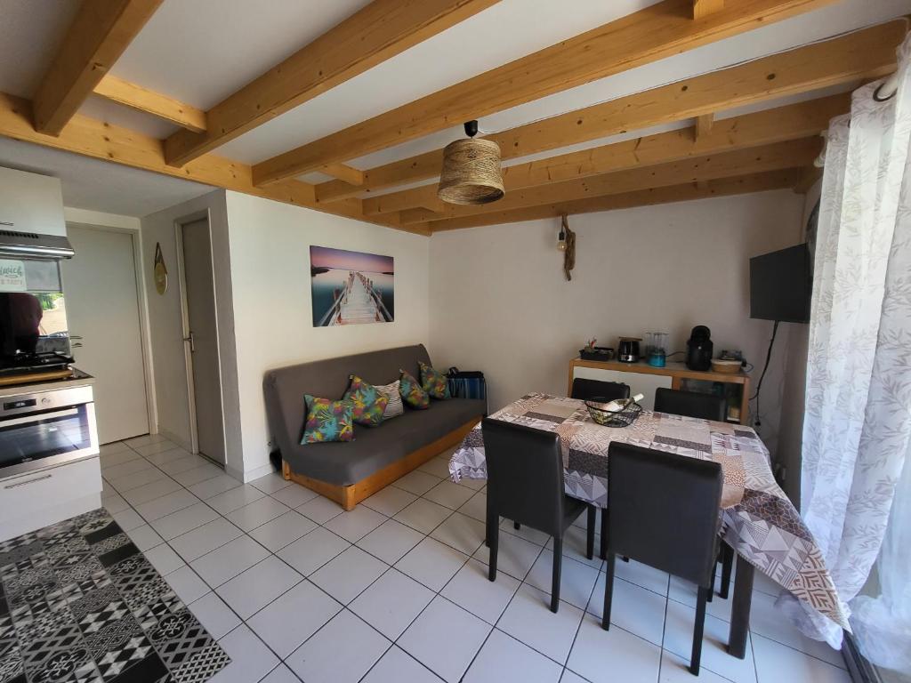 Kuchnia lub aneks kuchenny w obiekcie Narbonne-Plage - Pavillon à 300 m de la plage
