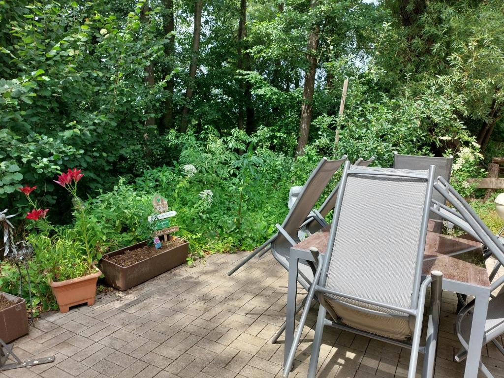 Zahrada ubytování Schöne Wohnung direkt am Bach