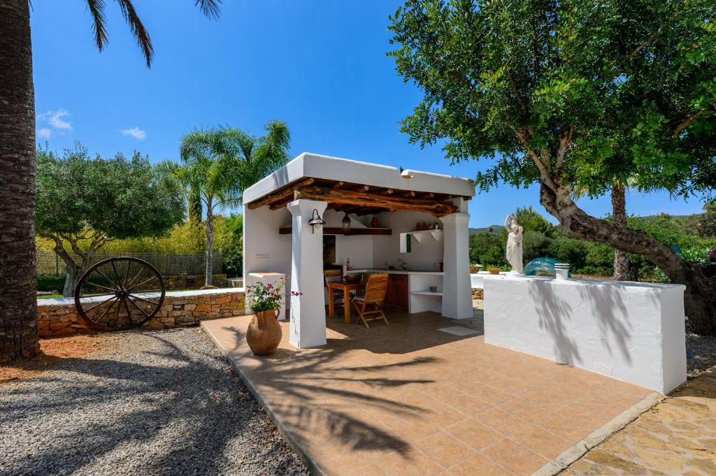 Villa Can Curreu, Sant Carles de Peralta – Updated 2023 Prices