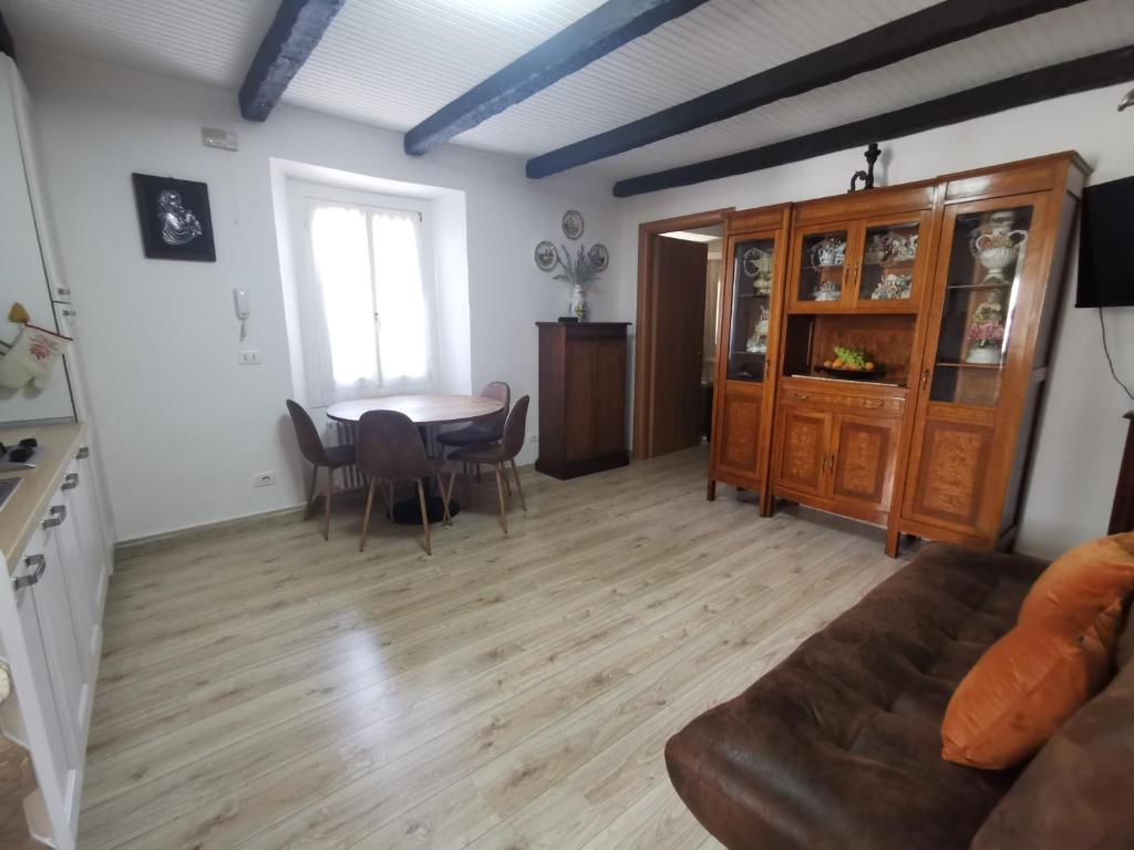 Η κουζίνα ή μικρή κουζίνα στο Apartment with parking near the historical center