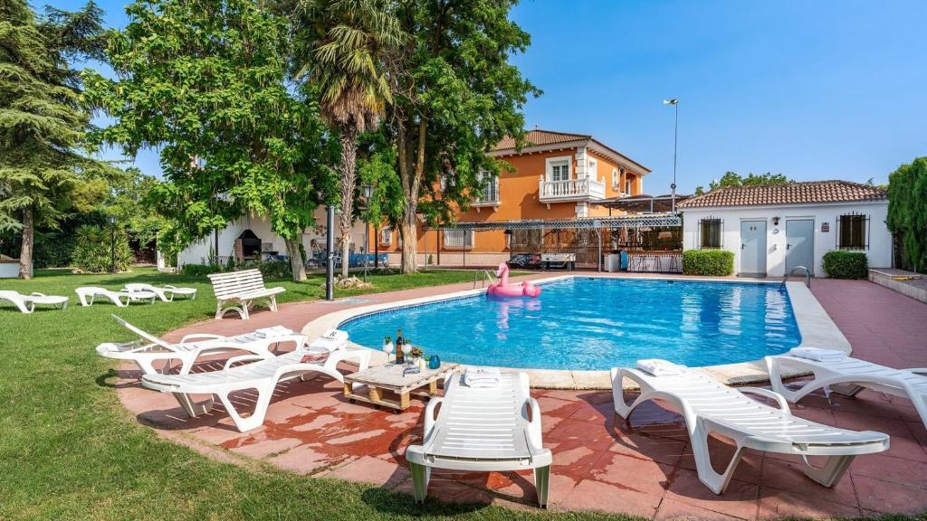 Bazén v ubytování Villa Las Marías Loja by Ruralidays nebo v jeho okolí