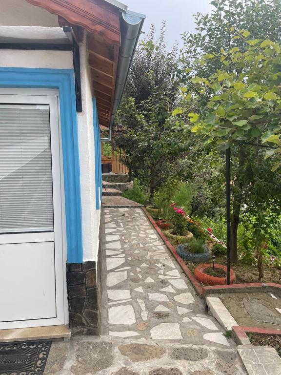 Zahrada ubytování Cozy Home in Ardino