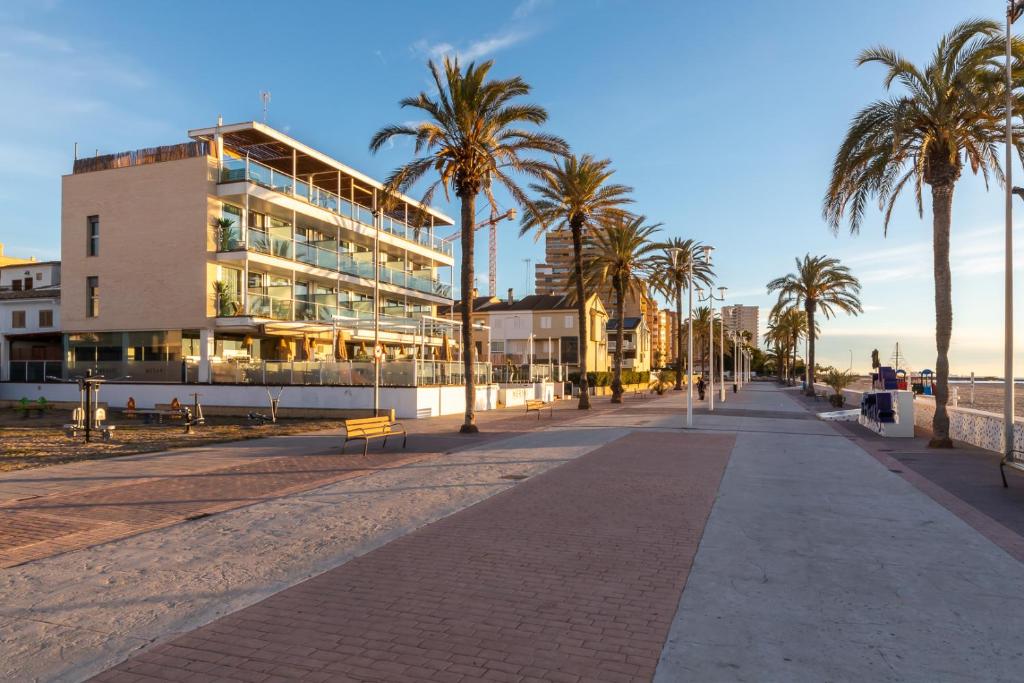 Meraki Beach Hotel - Adults Only, Playa Pobla de Farnals ...