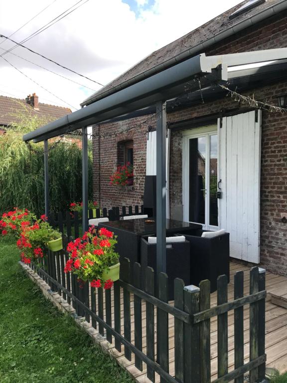Zahrada ubytování Chambre d'hôtes "COQUELICOT"