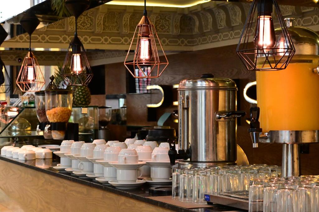 Příslušenství pro přípravu čaje a kávy v ubytování Stars Hotel & Spa